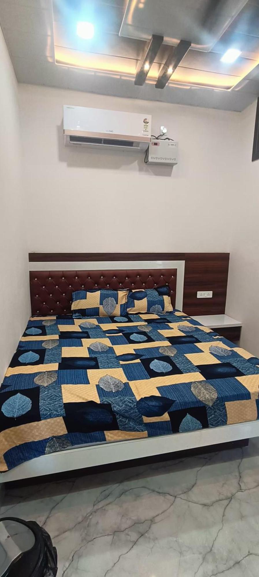 Goenka Home Stay Barsana Chhata Exterior foto